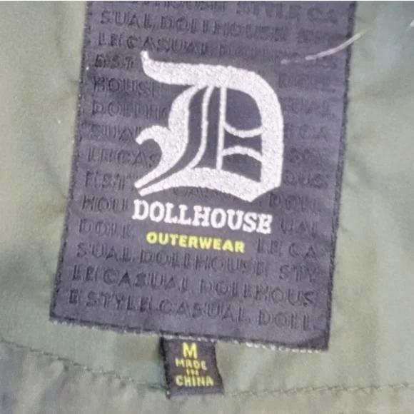 DOLLHOUSE Hooded Bomber Green Puffer Jacket Size Medium - Picture 5 of 7